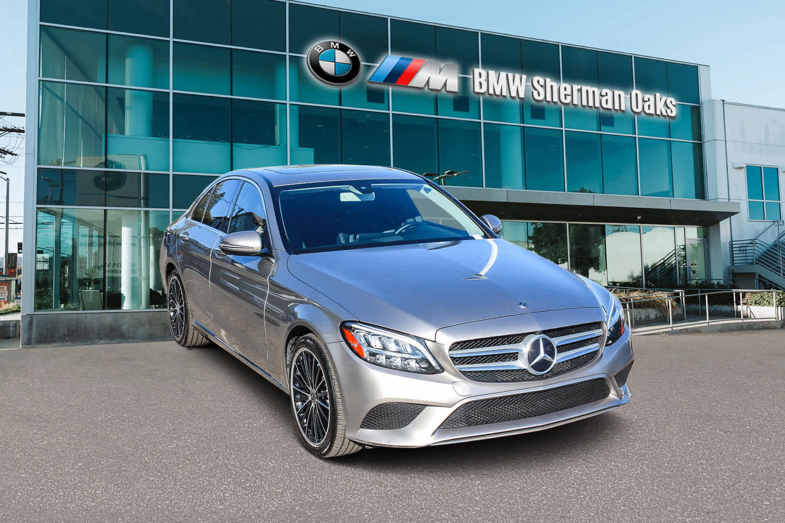 Used 2019 Mercedes-Benz C 300 C 300 image 3