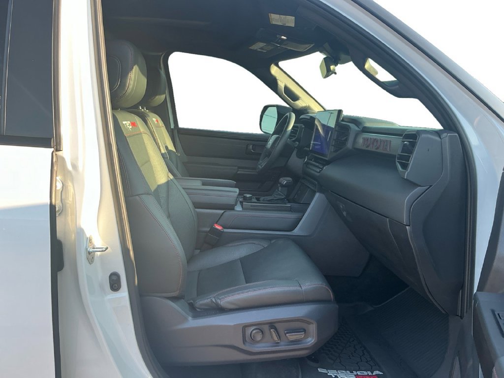 Used 2025 Toyota Sequoia TRD Pro AWD/4WD image 22