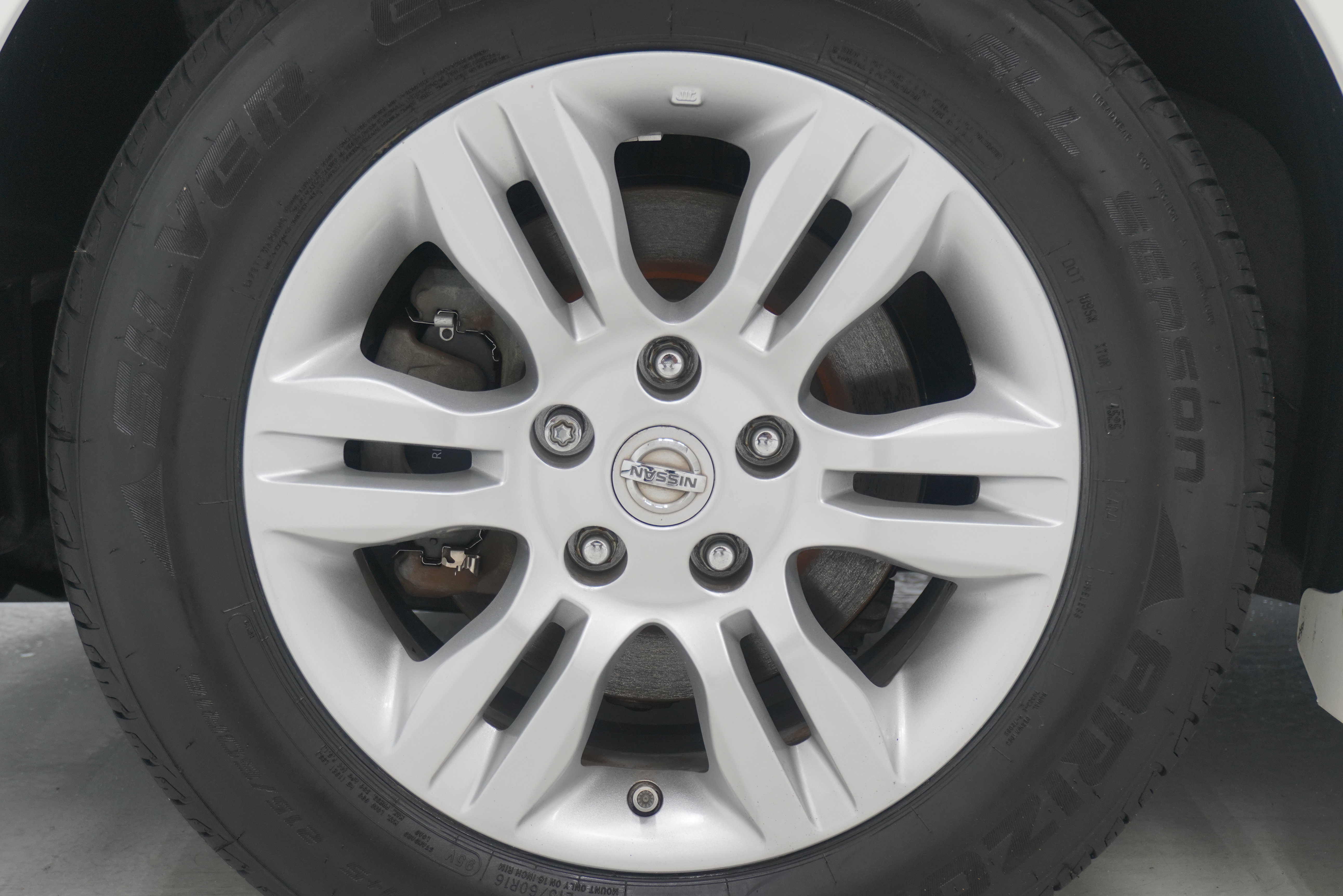 Used 2011 Nissan Altima 2.5 SL w/ Technology Pkg FWD image 24
