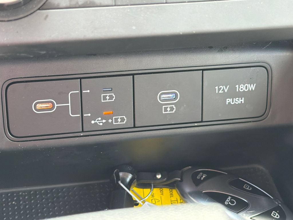 Used 2026 Hyundai Tucson SE FWD image 32