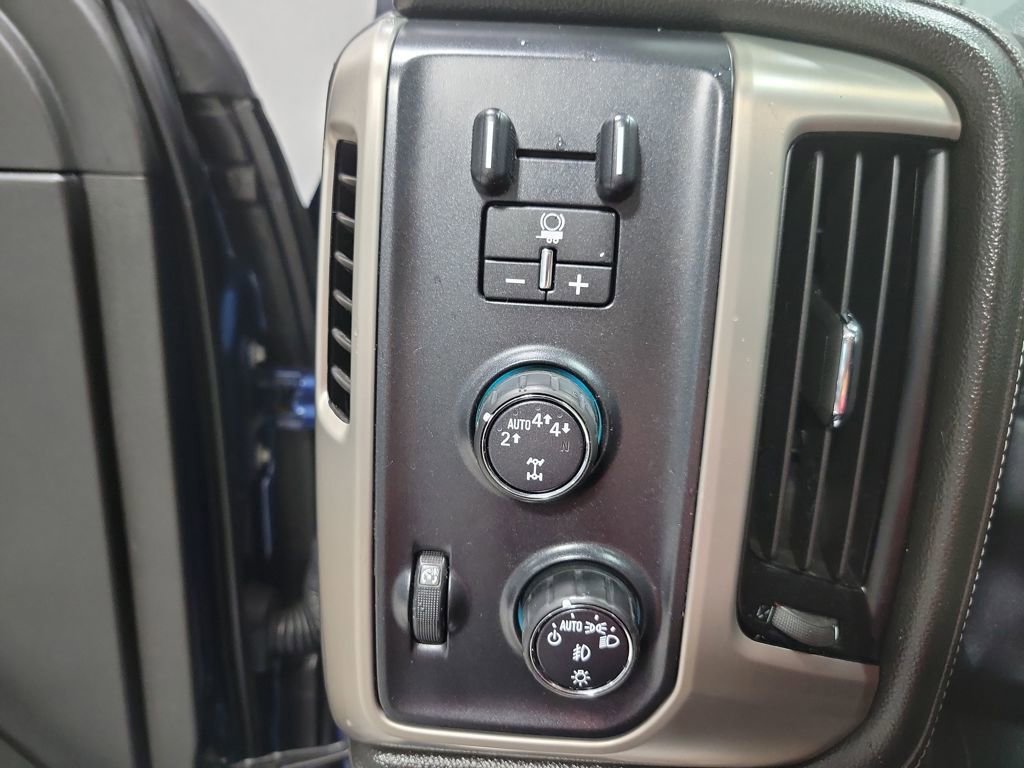 Used 2017 GMC Sierra 1500 Denali image 50