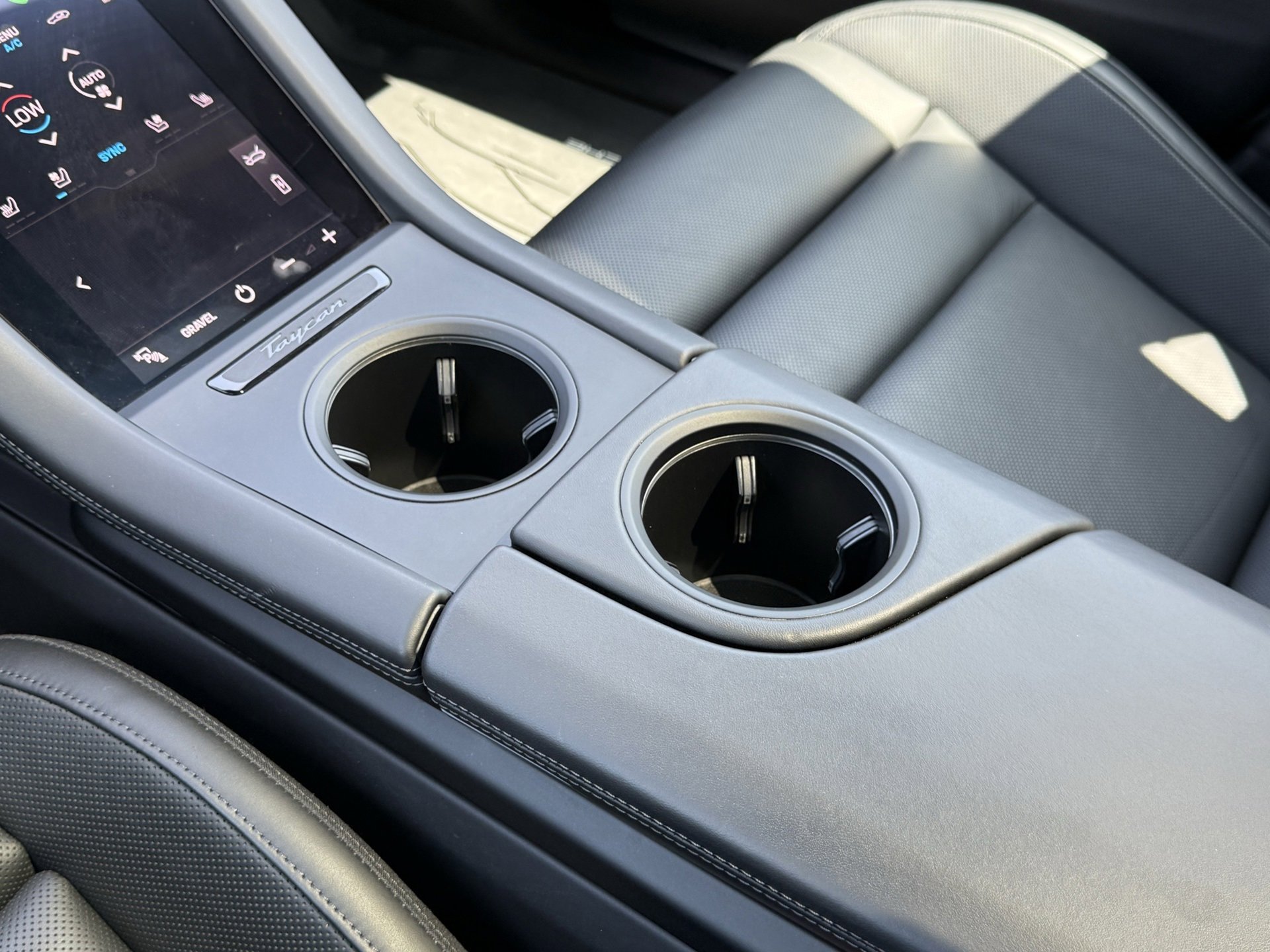 Certified 2023 Porsche Taycan 4S image 23