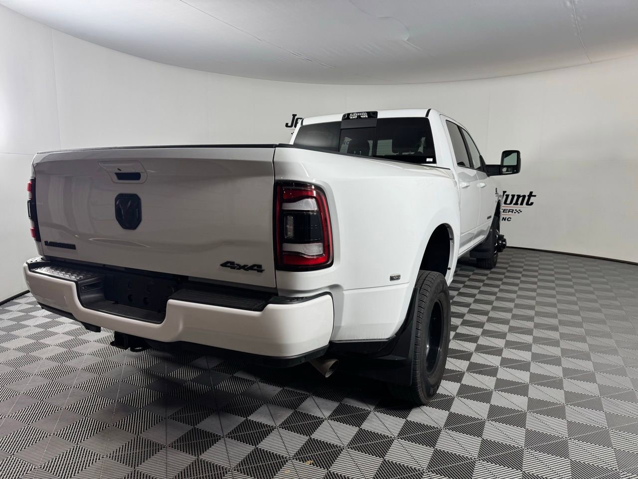 Used 2024 RAM 3500 Laramie w/ Night Edition image 7