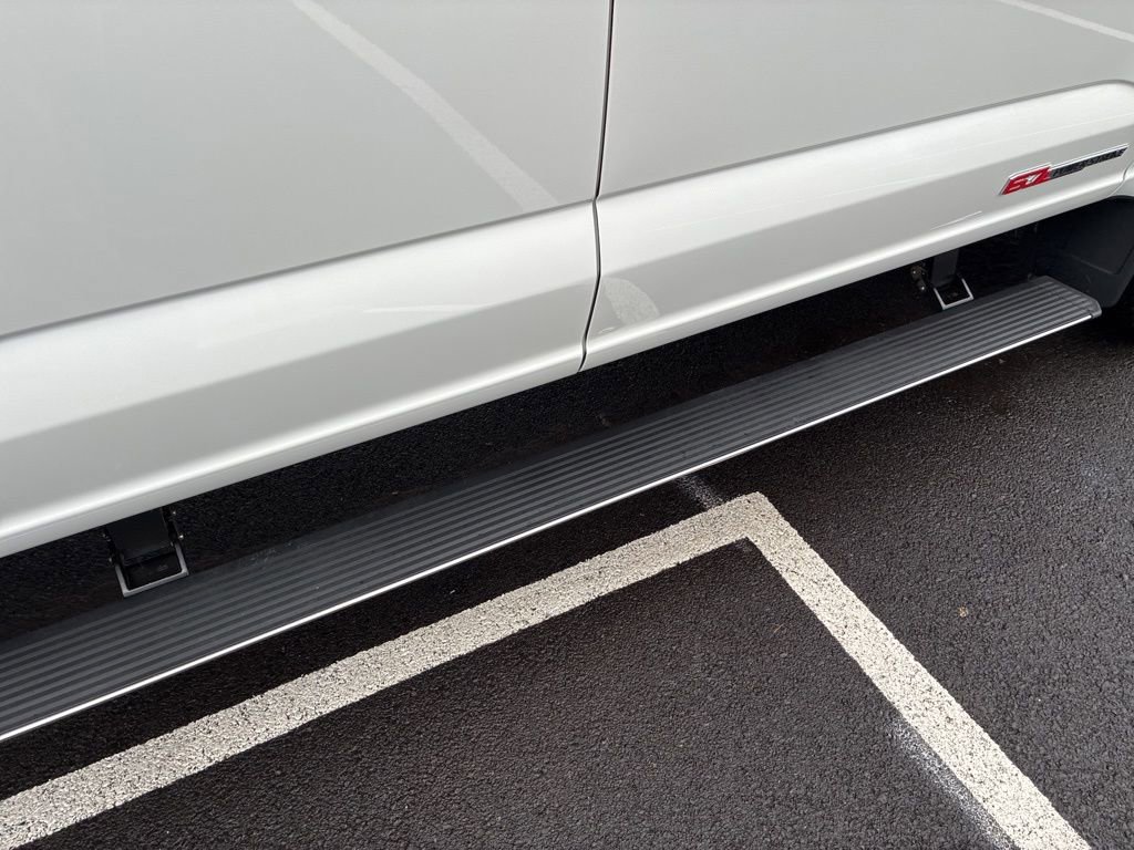 Used 2024 Ford F250 Platinum image 10