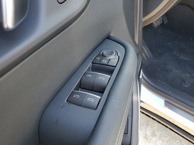 New 2026 Buick Enclave Sport Touring w/ Power Package FWD image 18