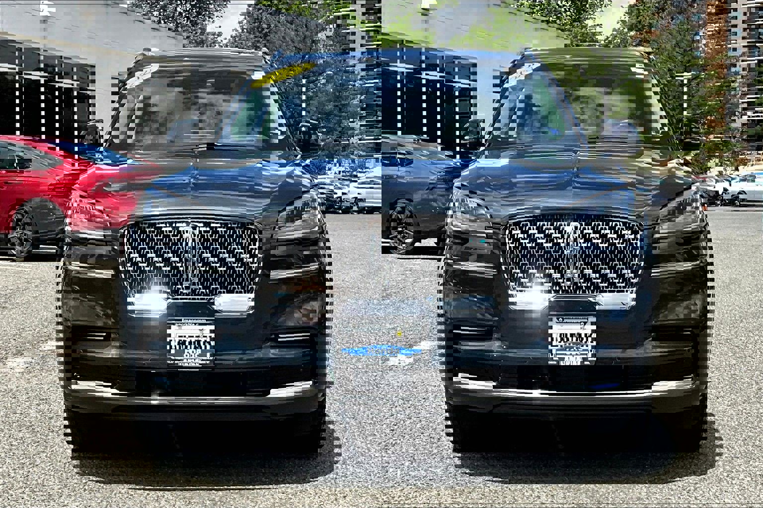 Used 2023 Lincoln Aviator Reserve w/ Equipment Group 201A image 3