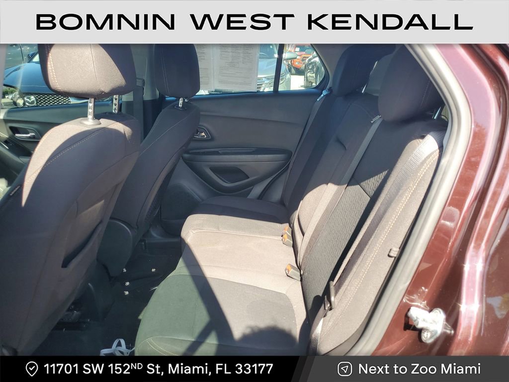 Used 2021 Chevrolet Trax LS image 16