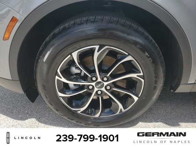 New 2025 Lincoln Nautilus Premier image 12