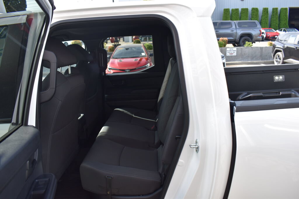 Certified 2025 Toyota Tacoma SR5 AWD/4WD image 20