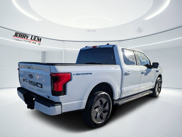 Used 2024 Ford F150 Lightning Flash AWD/4WD image 3