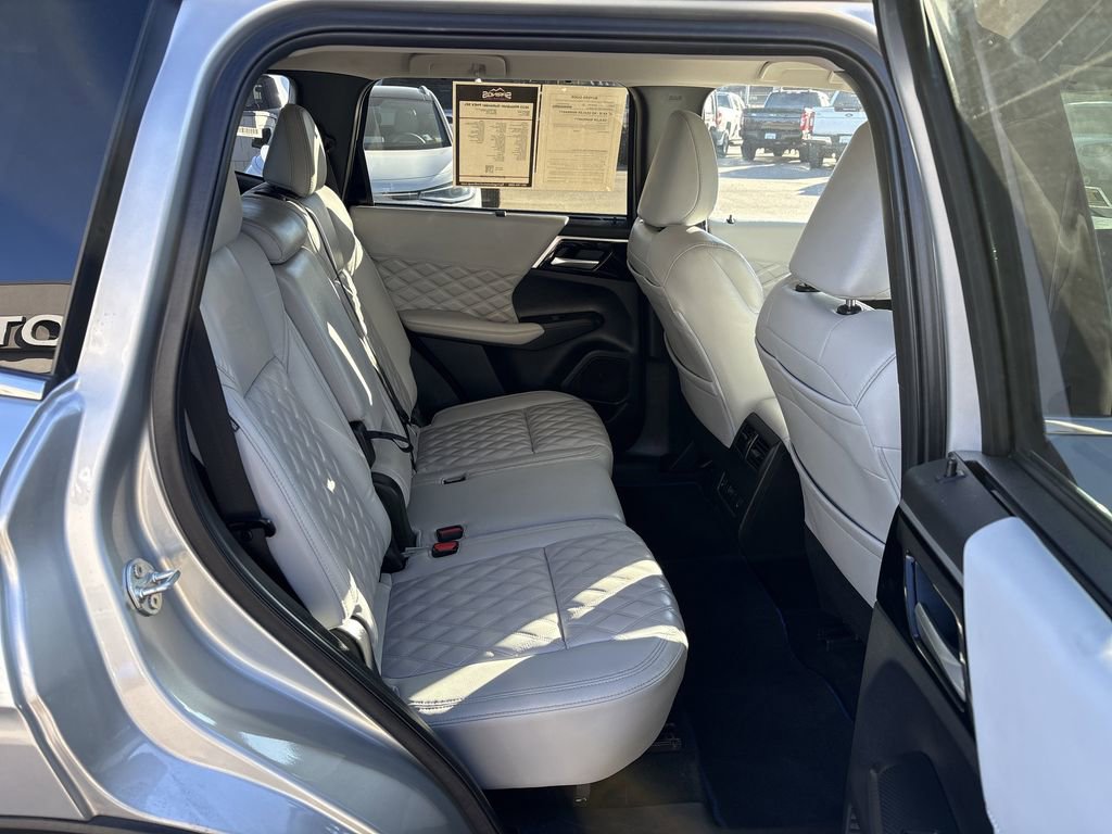 Used 2023 Mitsubishi Outlander SEL 40th Anniversary image 30
