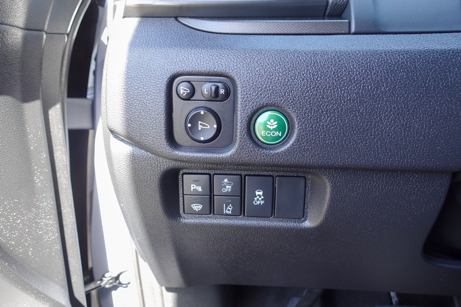 Used 2025 Honda Passport TrailSport image 14