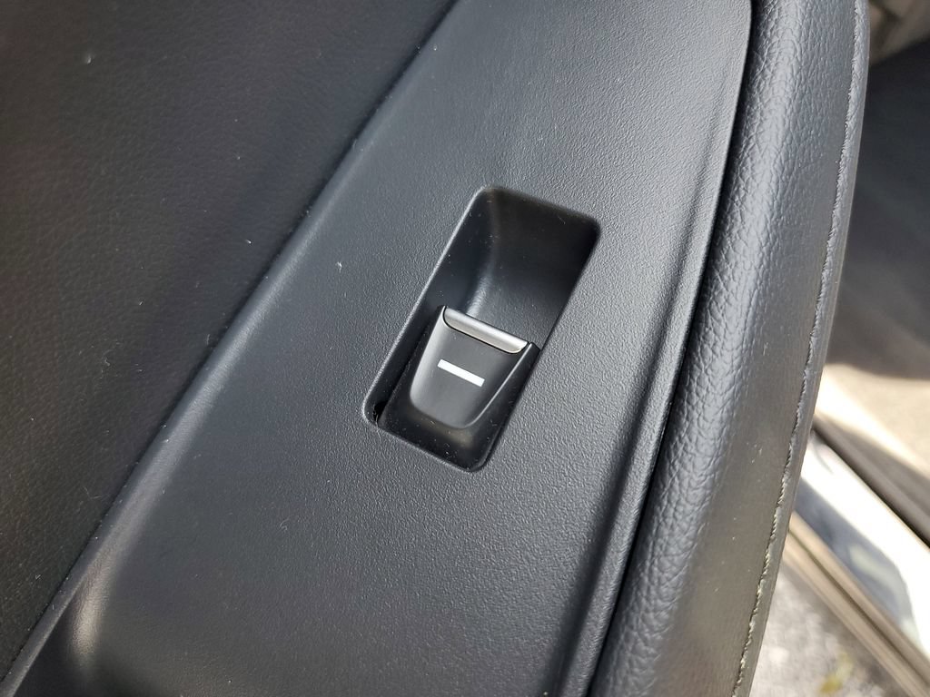 Certified 2023 Acura MDX SH-AWD image 17