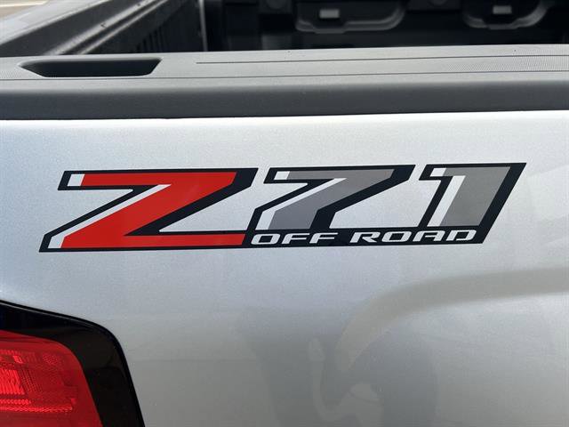 Certified 2018 Chevrolet Silverado 1500 LT w/ All Star Edition image 38