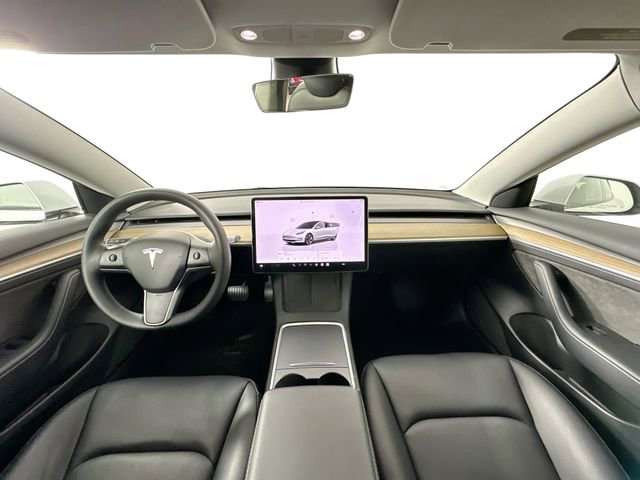 Used 2023 Tesla Model 3 Standard Range RWD image 3