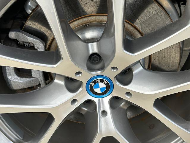 Certified 2024 BMW X5 xDrive50e w/ Premium Package image 33