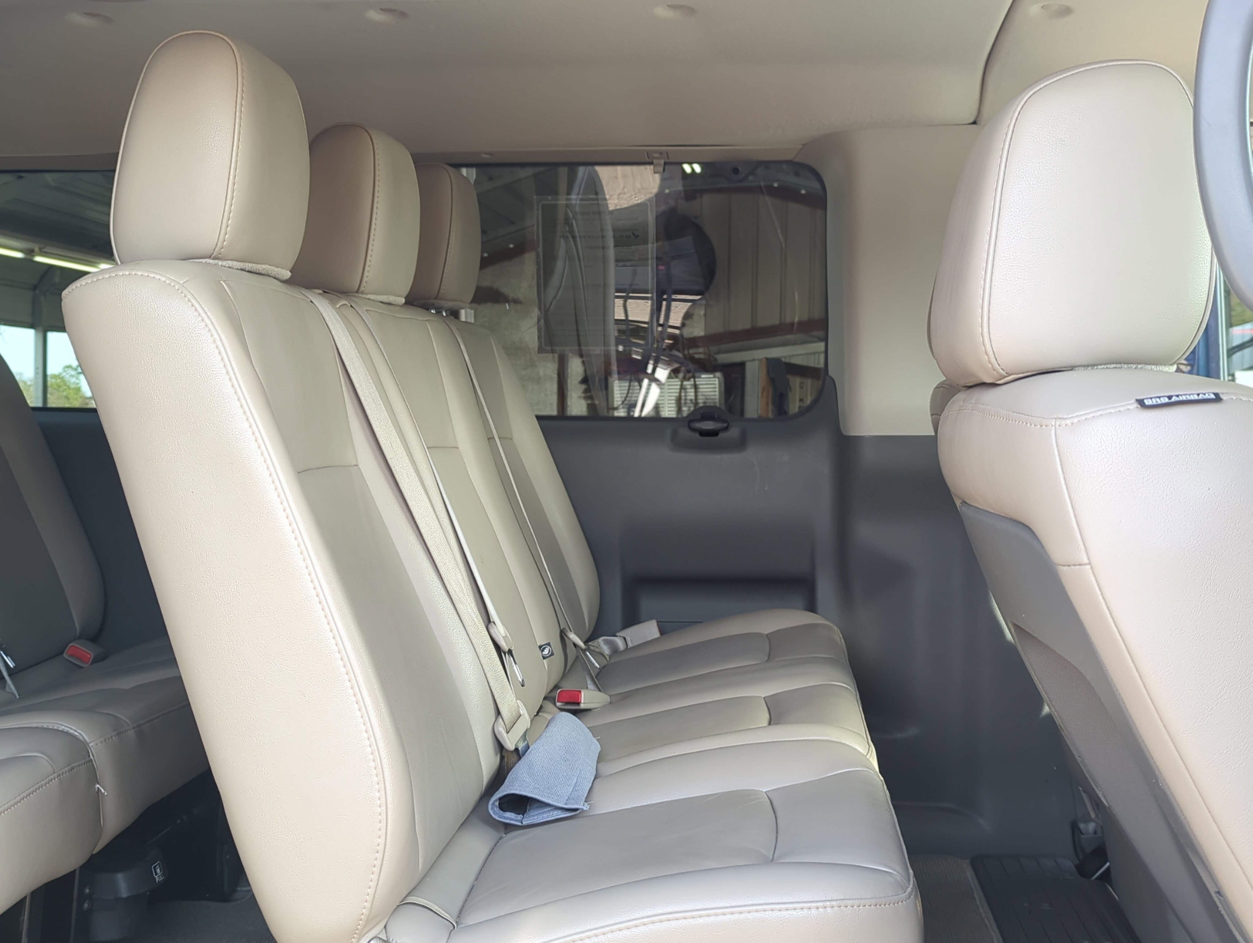 Used 2019 Nissan NV 3500 SL image 28