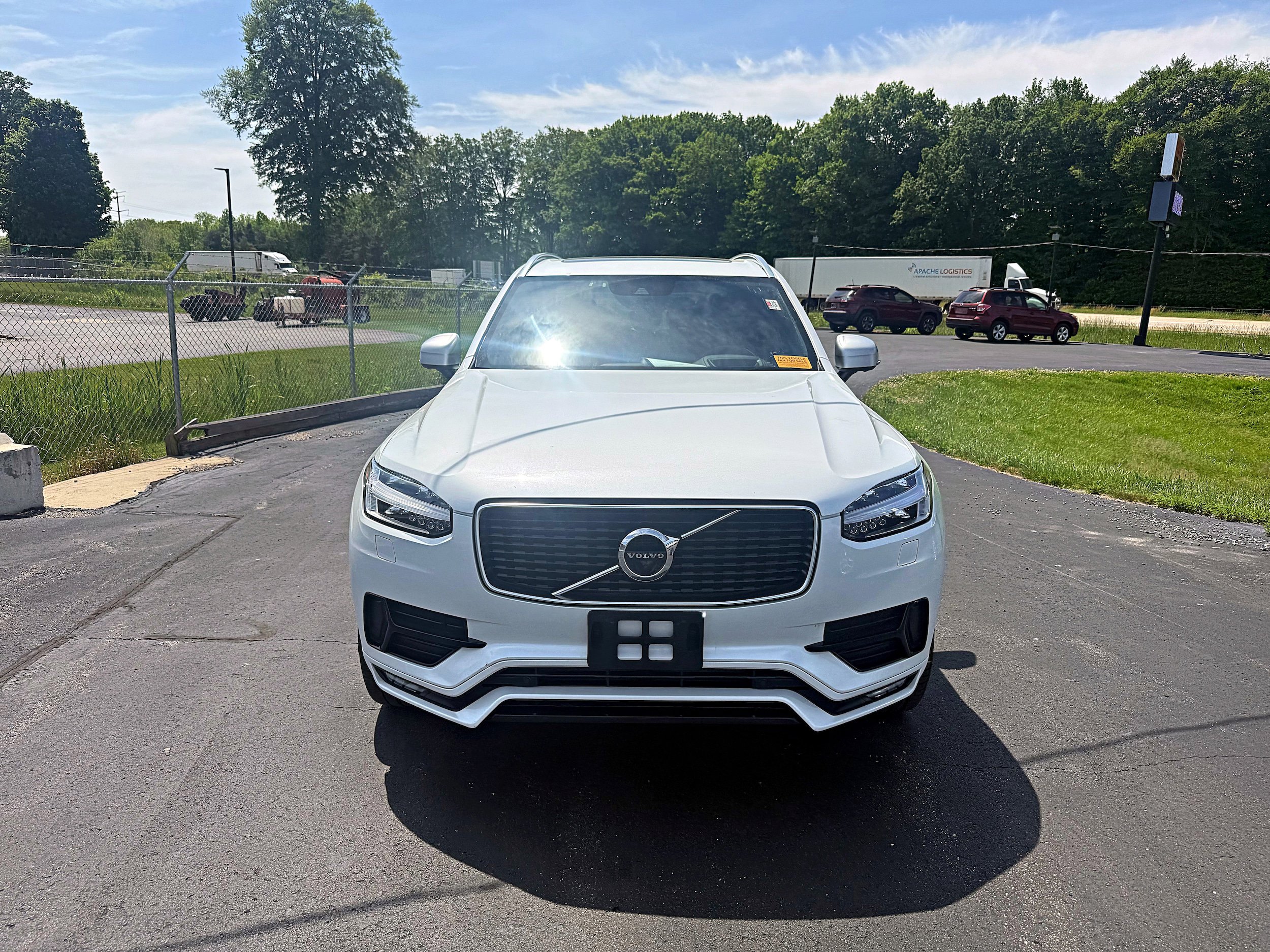 Used 2019 Volvo XC90 T6 R-Design w/ Advanced Package AWD/4WD image 4