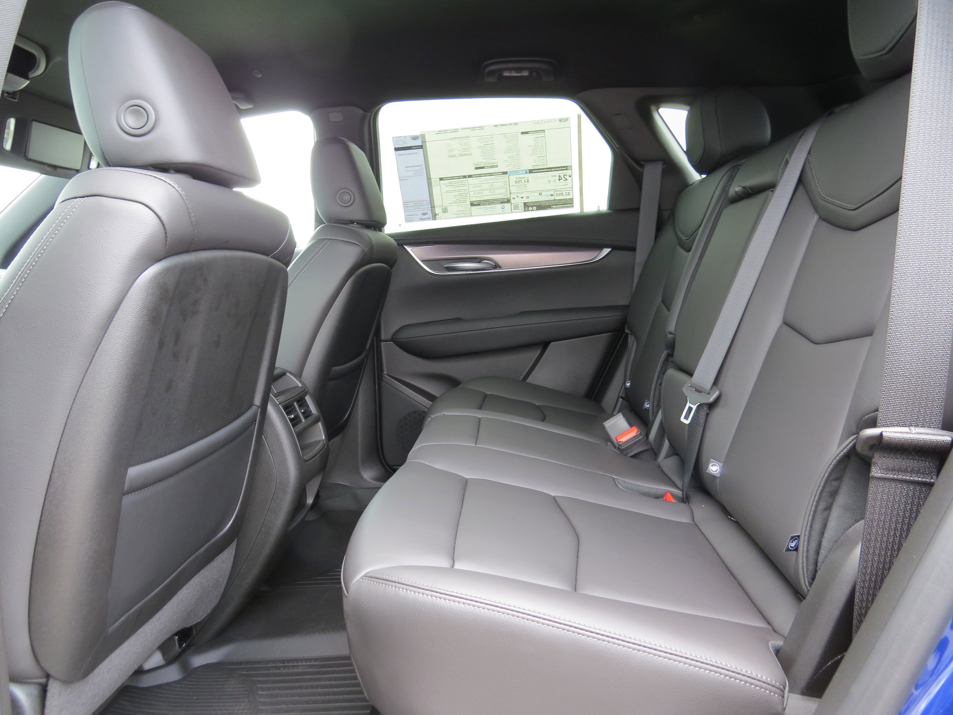 New 2025 Cadillac XT5 Luxury w/ LPO, Floor Liner Package image 15