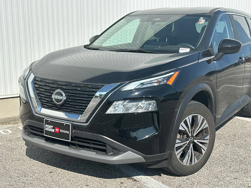 Used 2023 Nissan Rogue SV AWD/4WD image 2