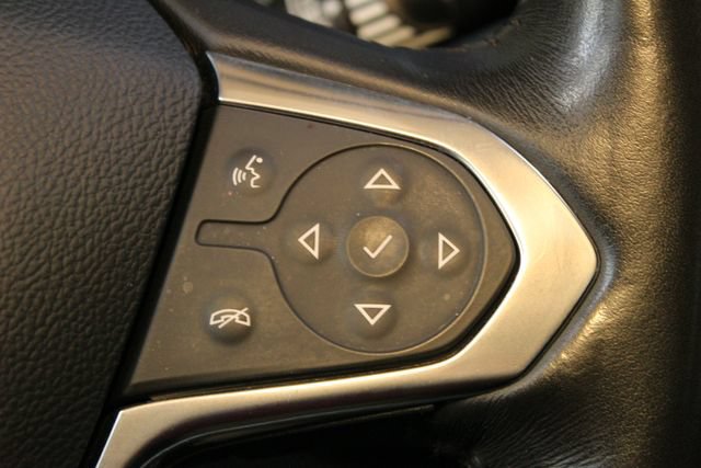 Used 2021 Chevrolet Traverse LT w/ LPO, Floor Liner Package AWD/4WD image 23