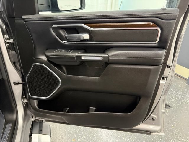 Used 2022 RAM 1500 Laramie AWD/4WD image 8