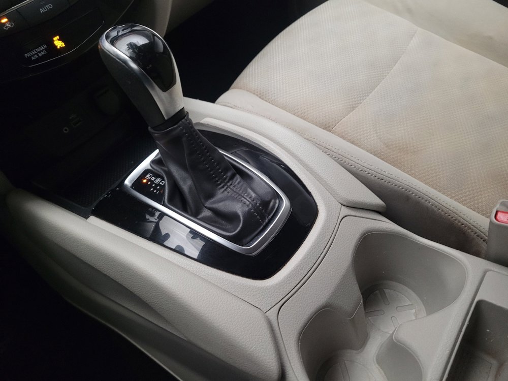 Used 2019 Nissan Rogue Sport SV image 26