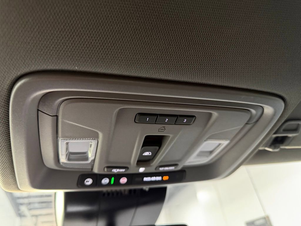 New 2026 Chevrolet Silverado 1500 LT w/ Z71 Off-Road Package image 25