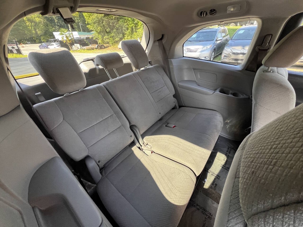 Used 2014 Honda Odyssey LX image 11