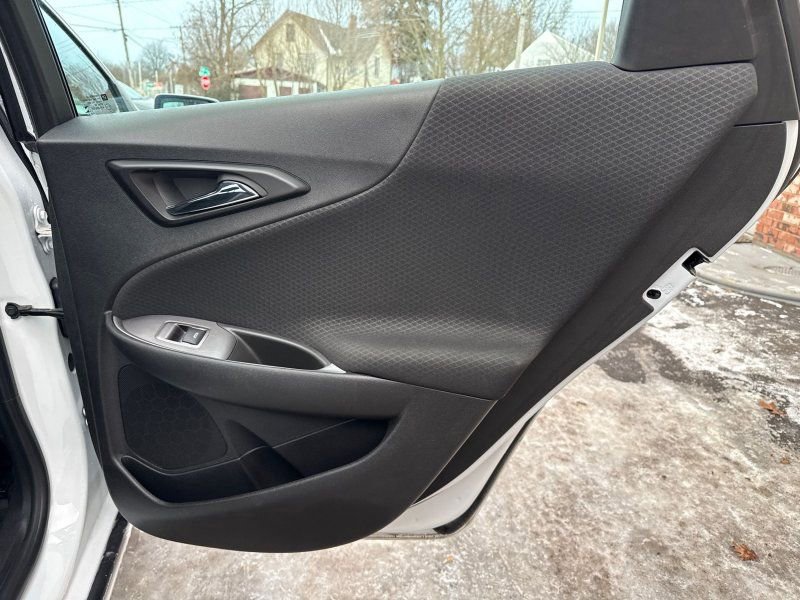Used 2024 Chevrolet Malibu LT image 19