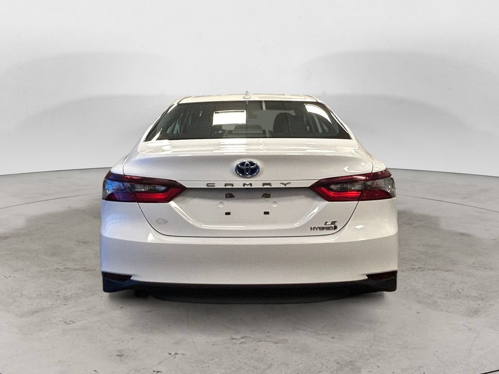 Used 2022 Toyota Camry LE FWD image 4