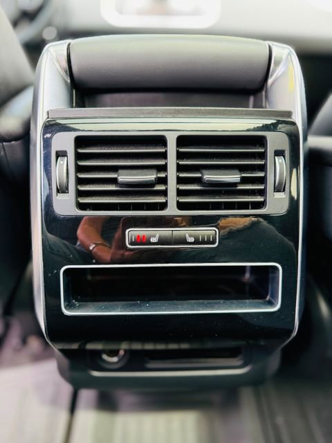 Used 2014 Land Rover Range Rover Sport HSE image 24