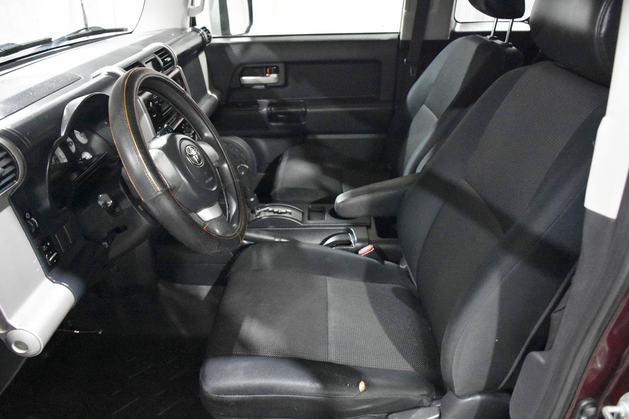 Used 2007 Toyota FJ Cruiser 2WD image 33