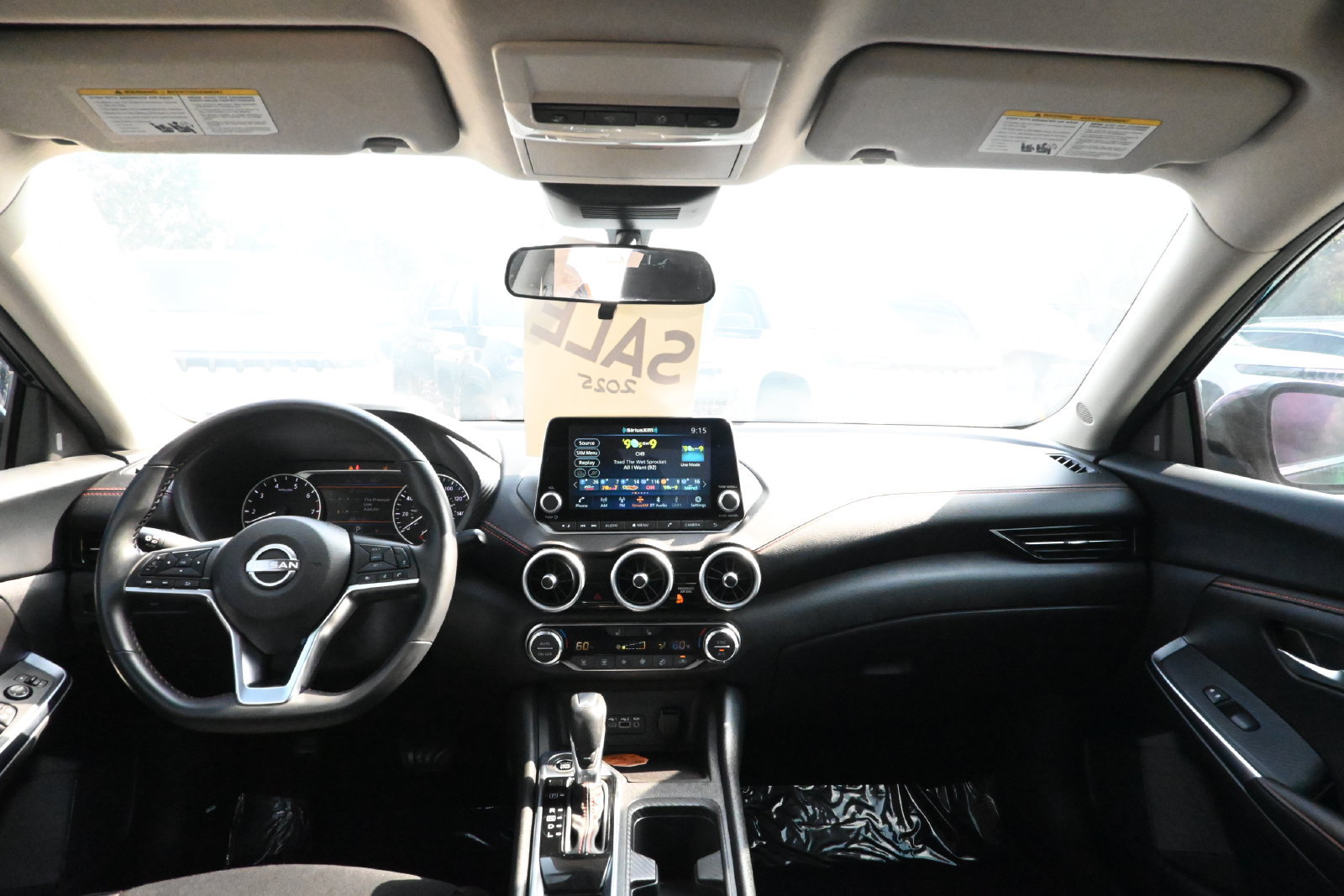 Used 2025 Nissan Sentra SR FWD image 22