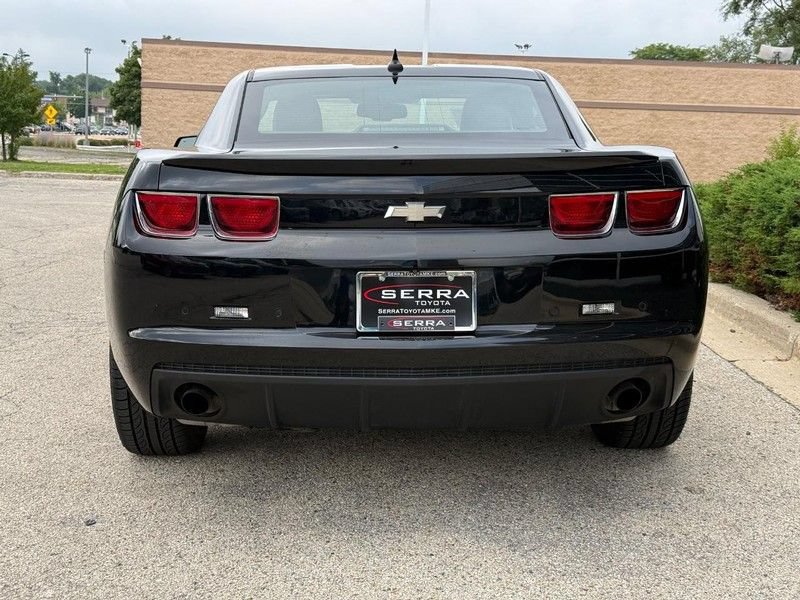 Used 2012 Chevrolet Camaro LT RWD image 4