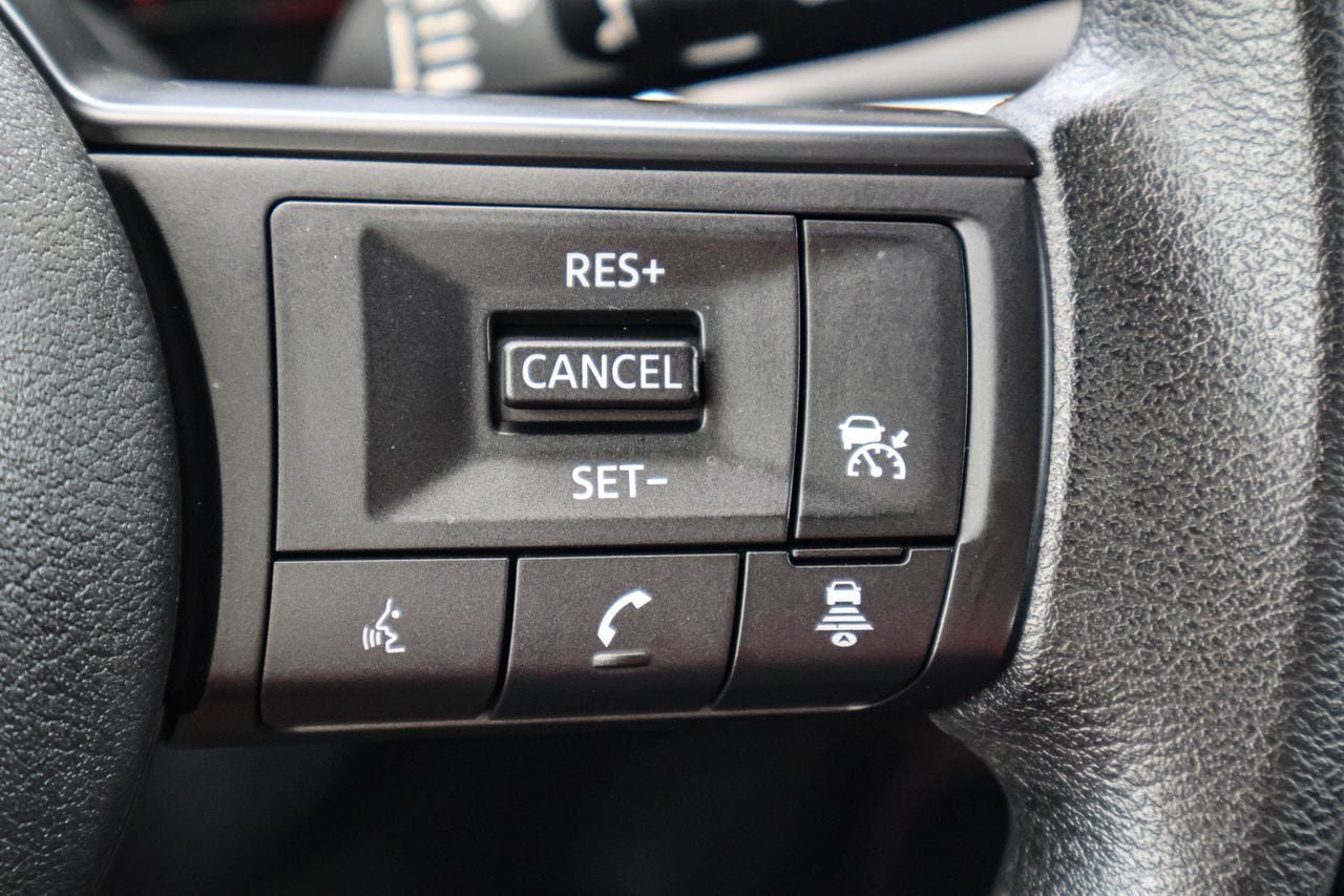 Used 2025 Nissan Kicks S FWD image 23