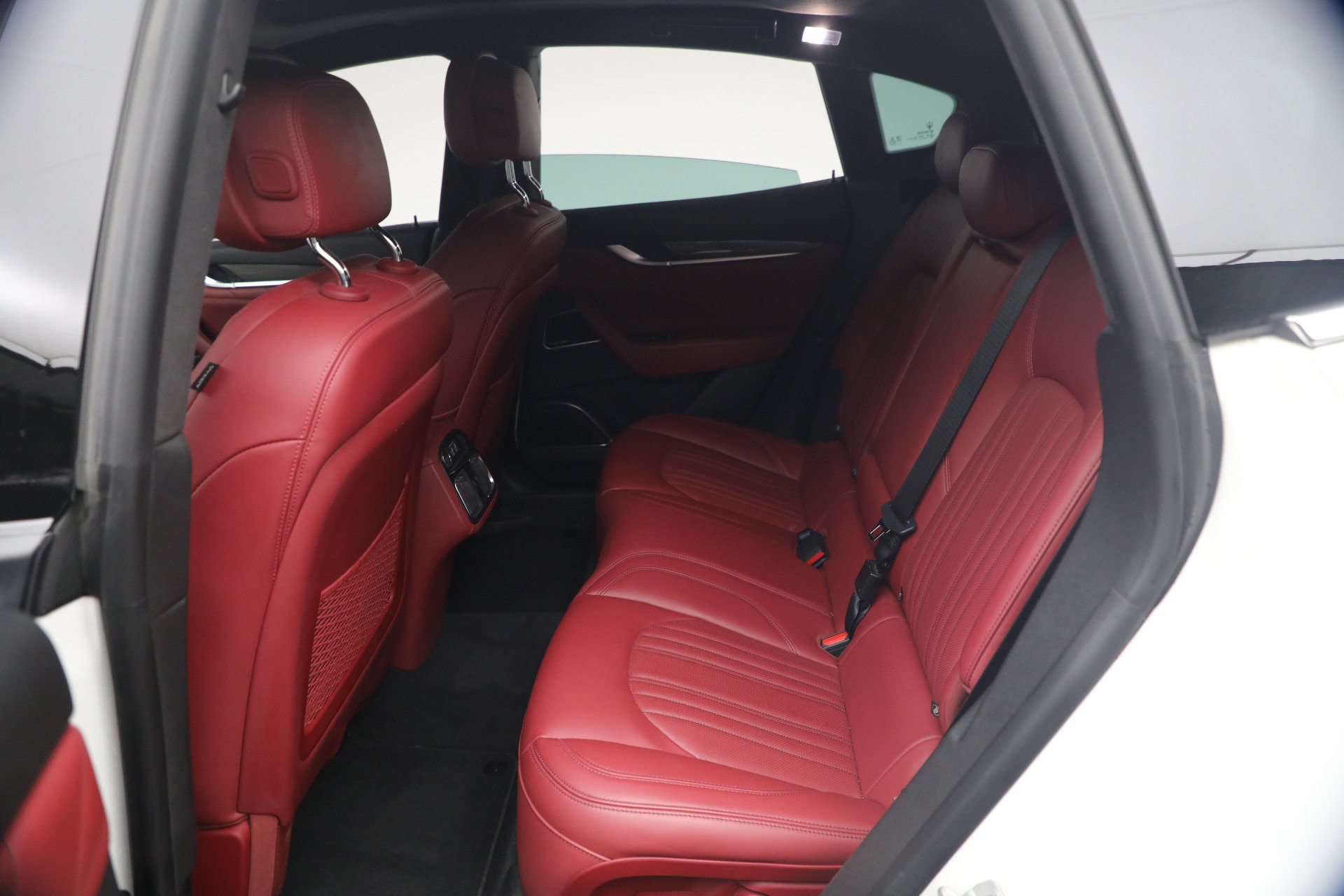 Certified 2023 Maserati Levante GT AWD/4WD image 18