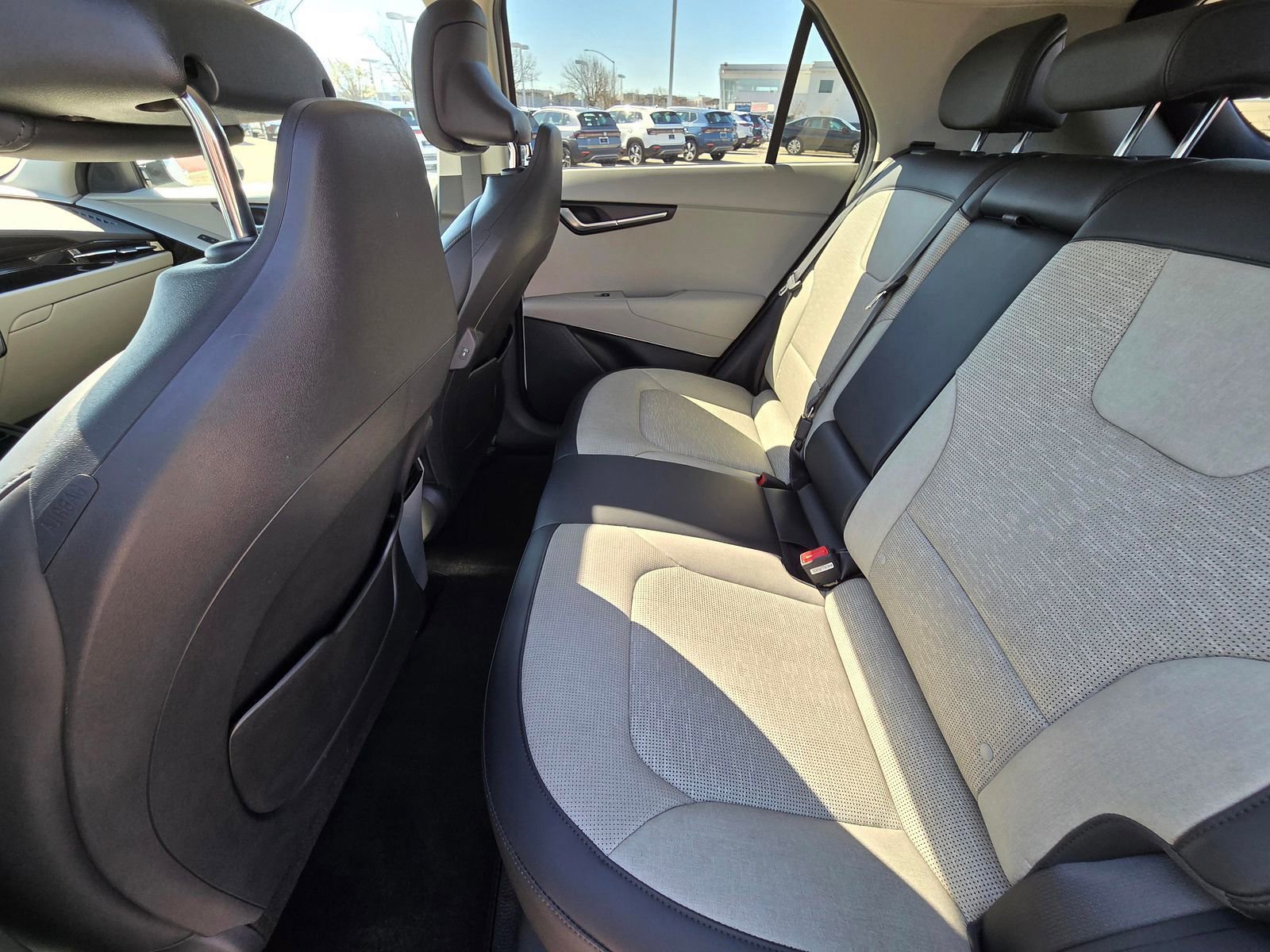 Used 2023 Kia Niro Wave image 7