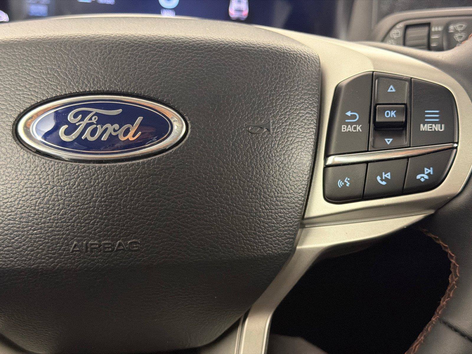 Used 2026 Ford Explorer Active RWD image 28