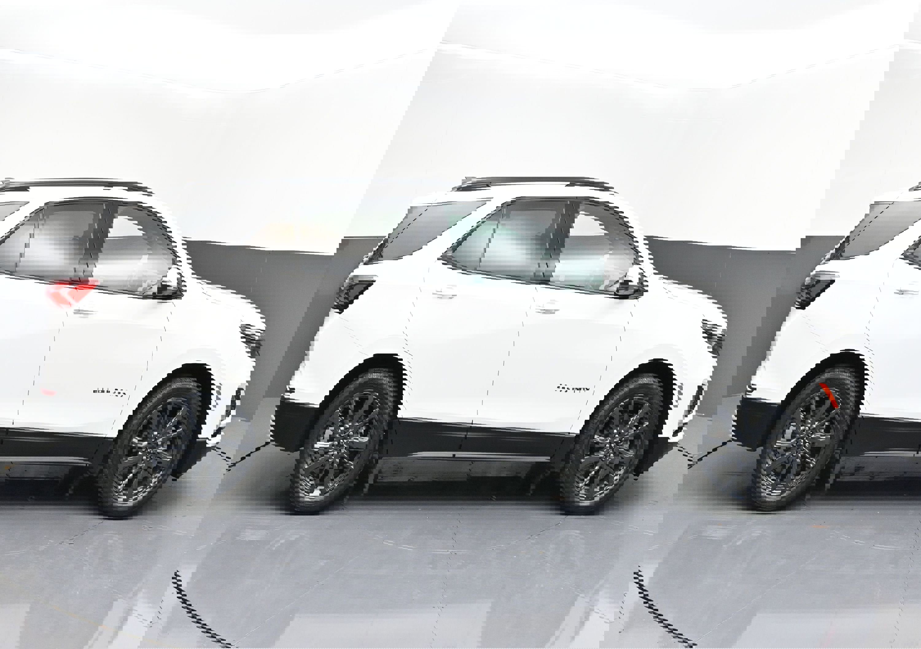 Used 2024 Chevrolet Equinox RS image 8