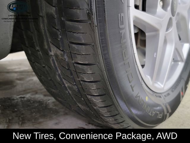 Used 2023 Ford Edge SEL w/ Convenience Package AWD/4WD image 11