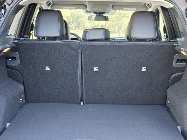 New 2026 Nissan Kicks SR image 28