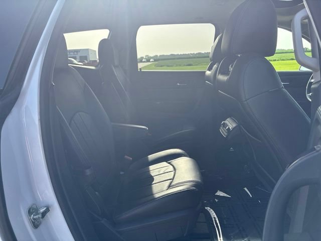 Used 2017 Chevrolet Traverse Premier AWD/4WD image 19