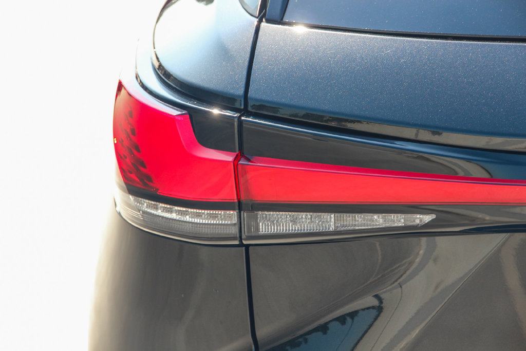 Certified 2024 Lexus RX 350 Premium Plus w/ Convenience Package FWD image 8