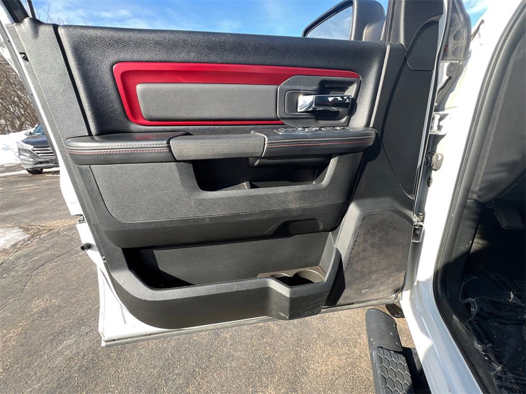 Used 2017 RAM 1500 Rebel w/ Luxury Group image 10