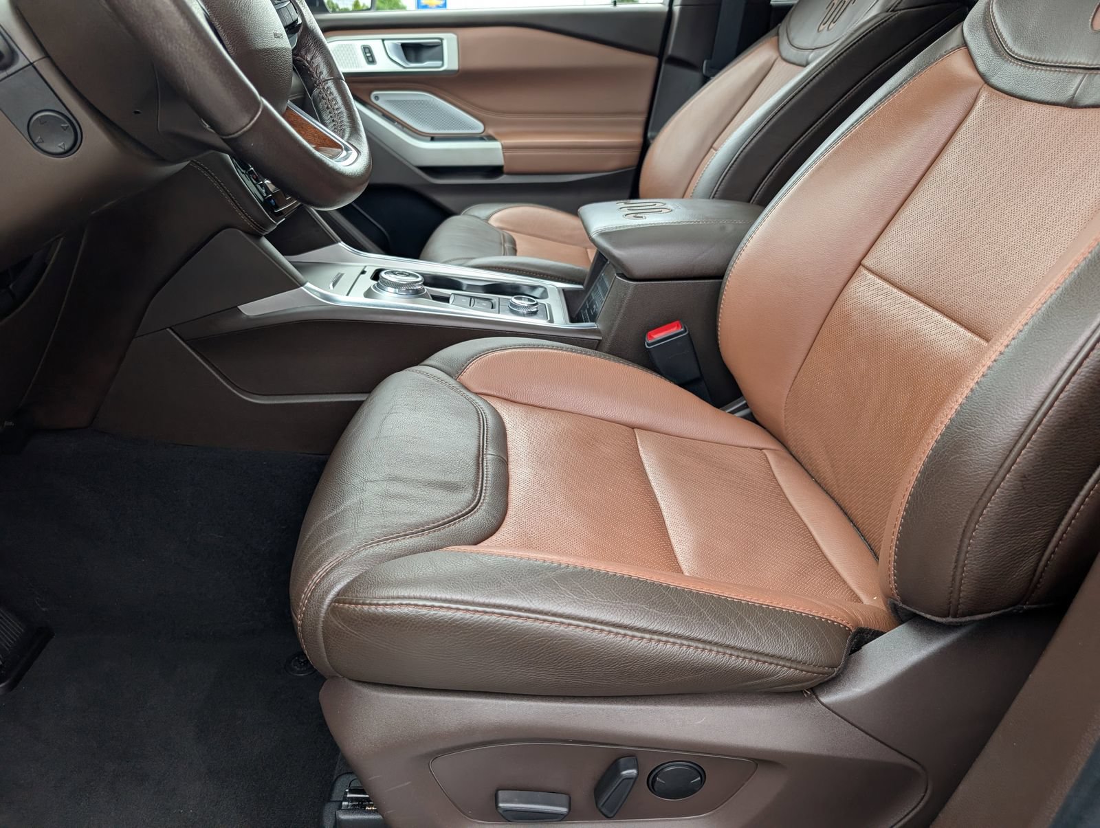 Used 2022 Ford Explorer King Ranch w/ Technology Package AWD/4WD image 15
