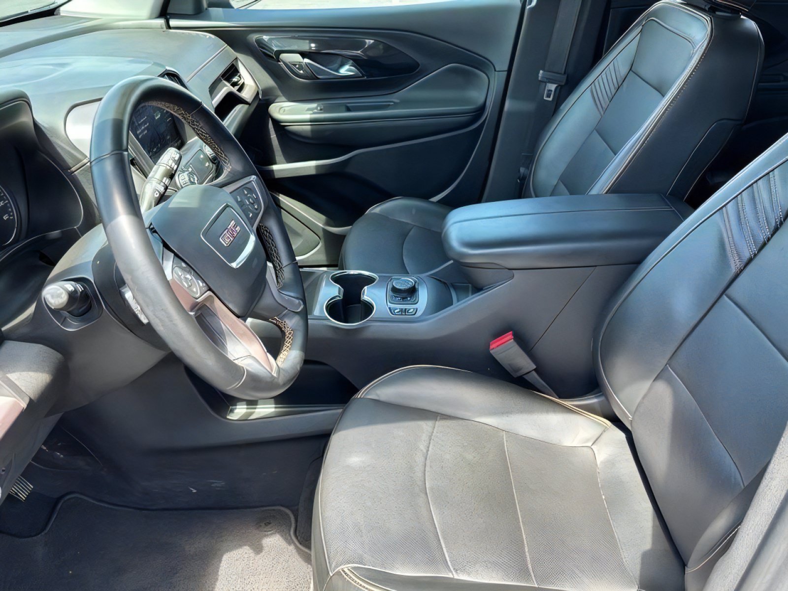 Used 2024 GMC Terrain AT4 AWD/4WD image 22