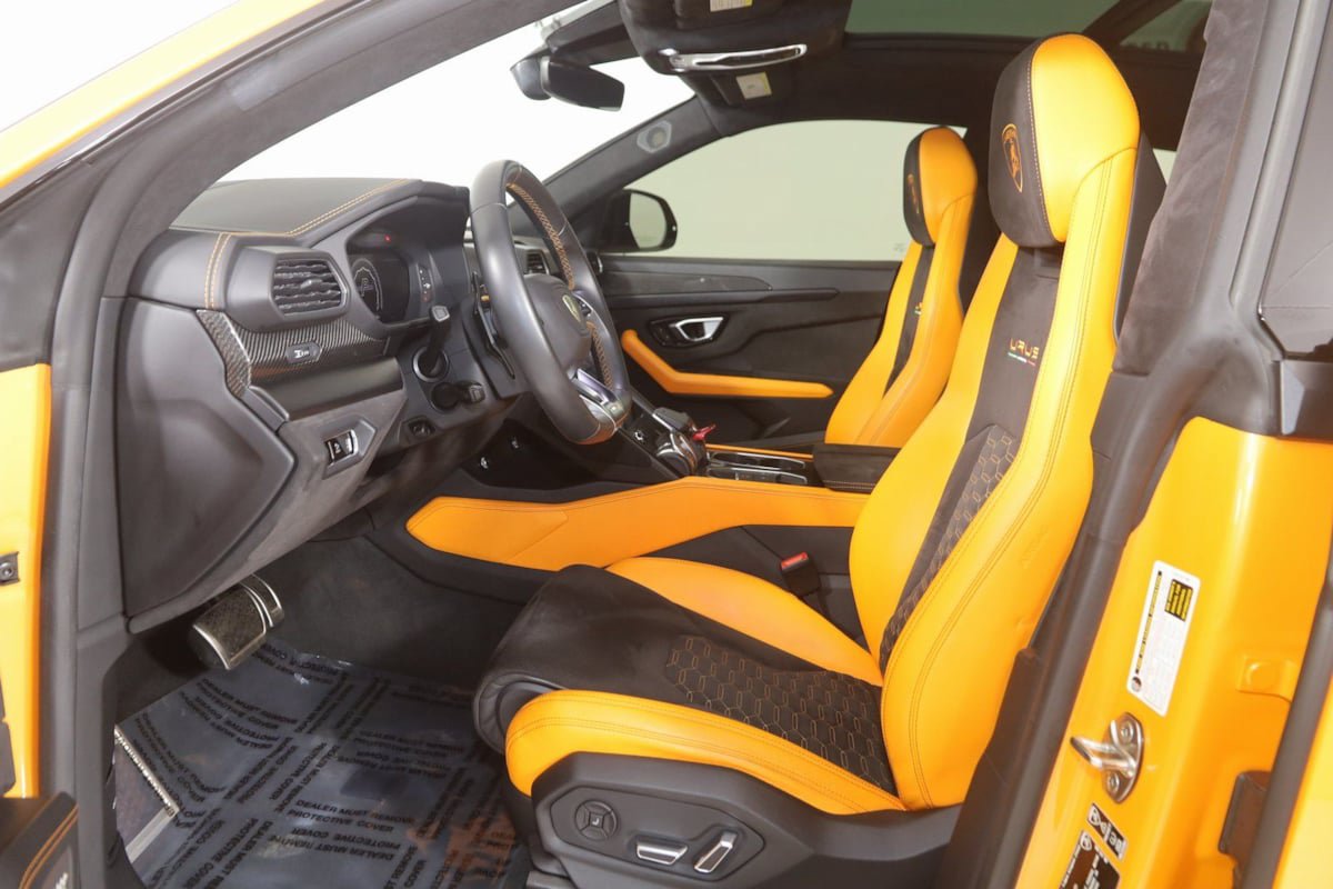 Used 2021 Lamborghini Urus AWD/4WD image 13