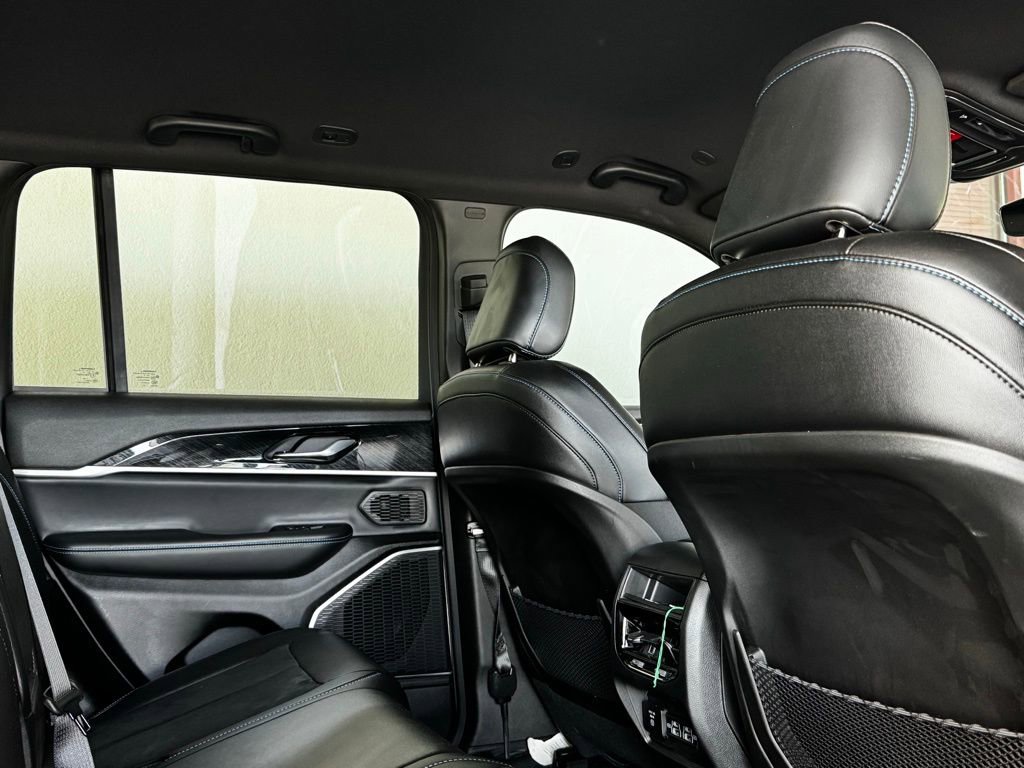 Certified 2022 Jeep Grand Cherokee Trailhawk image 6