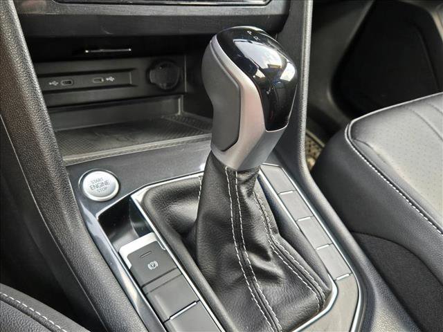 Used 2024 Volkswagen Tiguan SE image 15